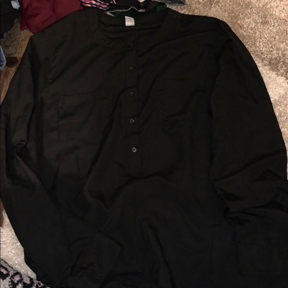 Old navy black dress shirt